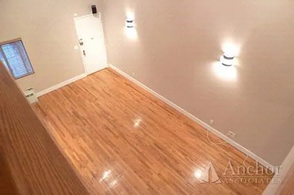 Rented by Anchor Associates | media 24