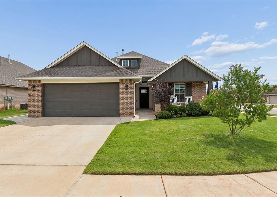1st image of 4412 Wind Haven Dr