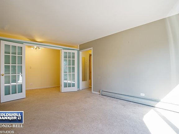 3rd image of 301 N Carter St Unit 203