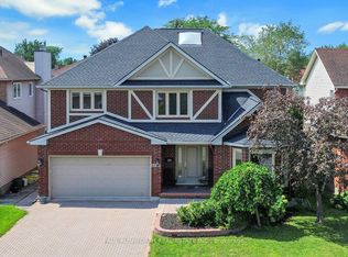 6192 Ravine Way, Ottawa, ON K1C2W4