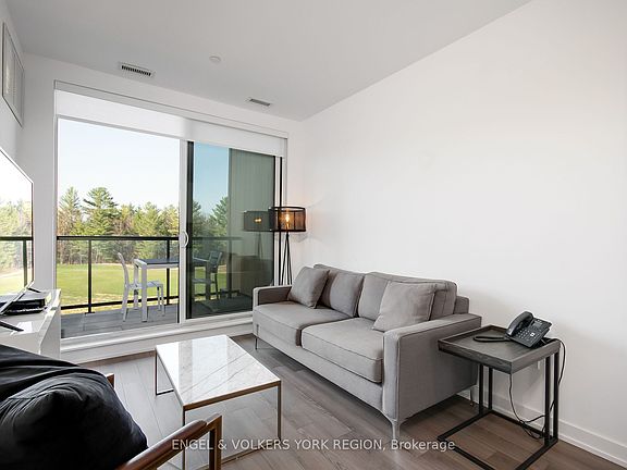 4th image of 120 Carrick Trl #411