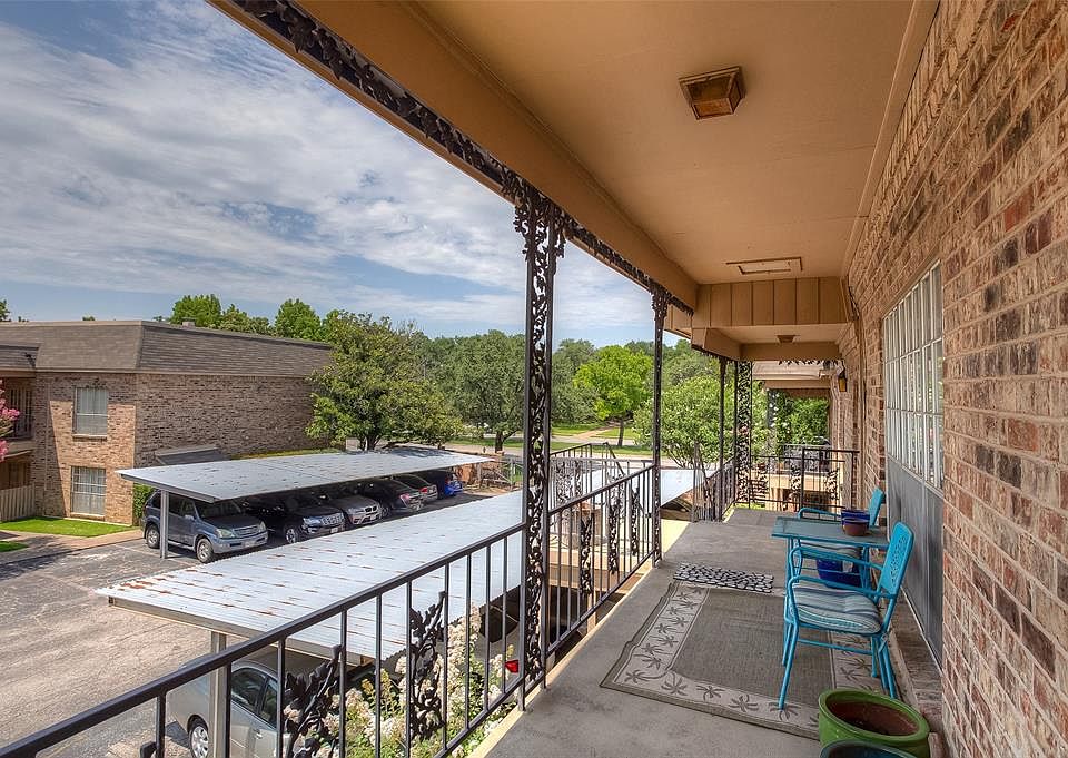 1st image of 4349 Bellaire Dr S #231S