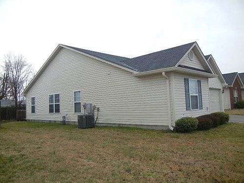 4th image of 5209 Sand Lake Dr