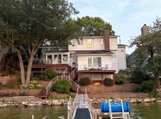 3646 240th St, Clear Lake, IA 50428
