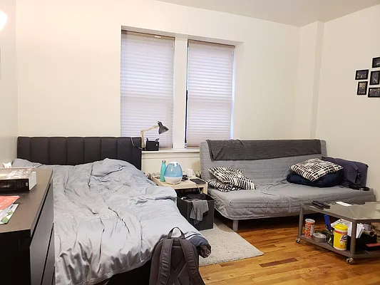 Rented by Lang Realty LLC | media 10