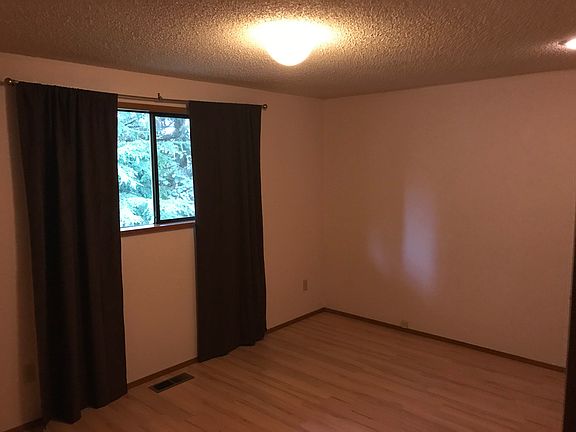 5th image of 1707 Oriental Ave