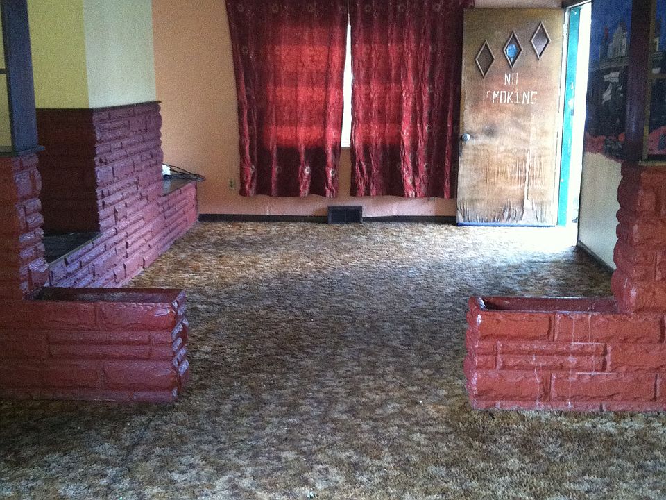 dining room to living room