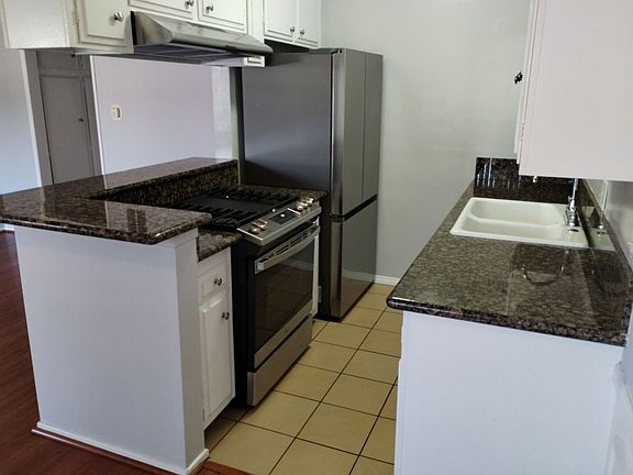 5th image of 1841 N New Hampshire Ave APT 11