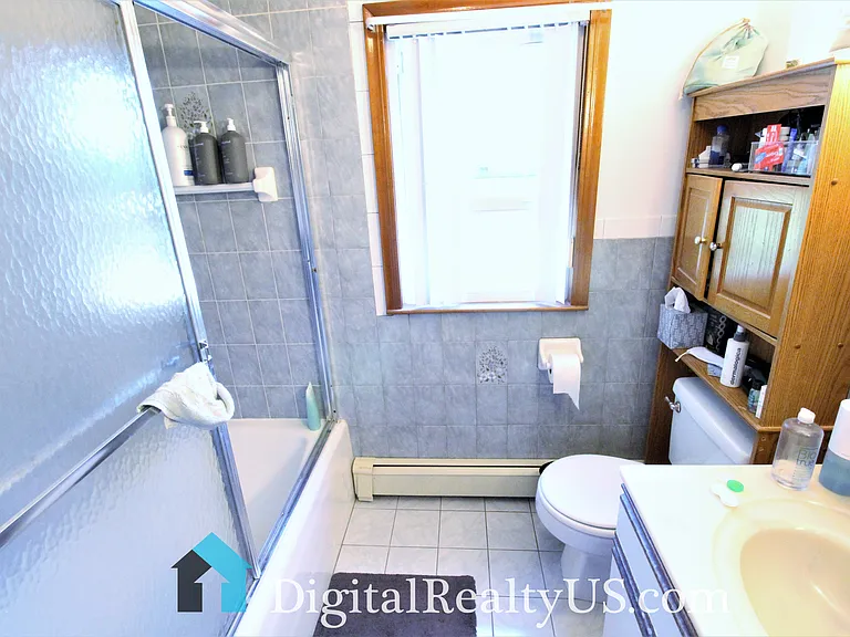 116 Massasoit St — Photo 15