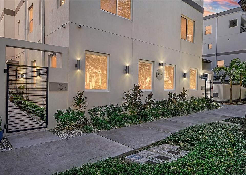 1st image of 532 4TH AVENUE S #2