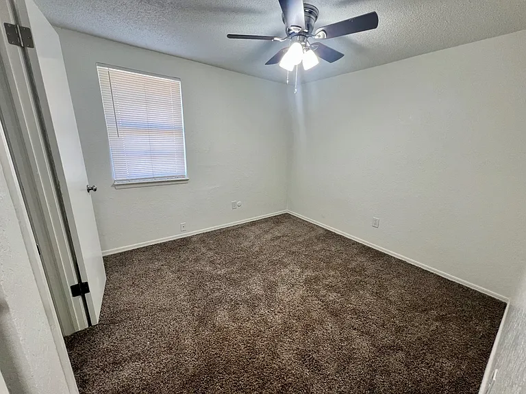 4217 SE 48th Ter — Photo 9