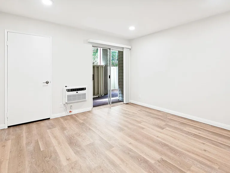 10376 Almayo Ave — Photo 64