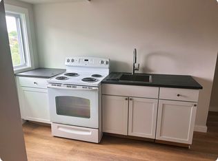 1229 Round Top St #3, Pittsburgh, PA 15205