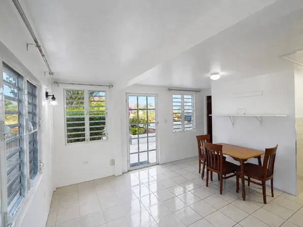 89 Bolongo Fb St, Saint Thomas, VI 00802