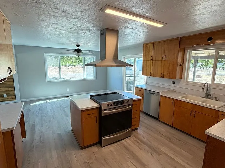 27840 Seven Mile Ln — Photo 11