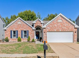 444 Coventry Trail Ln, Maryland Heights, MO 63043