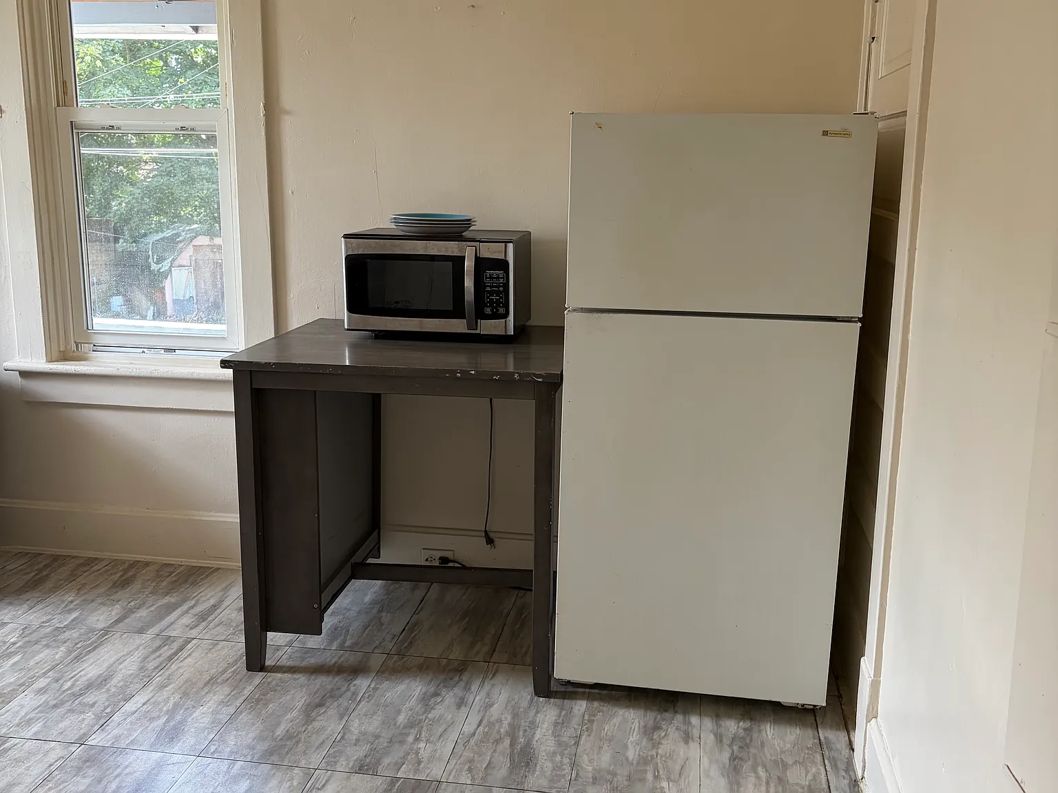 1 bed, 585 sqft, $700 — Photo 2