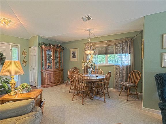 4th image of 1030 Claytonbrook Dr