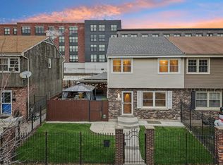 2523 N Linden Pl, Chicago, IL 60647