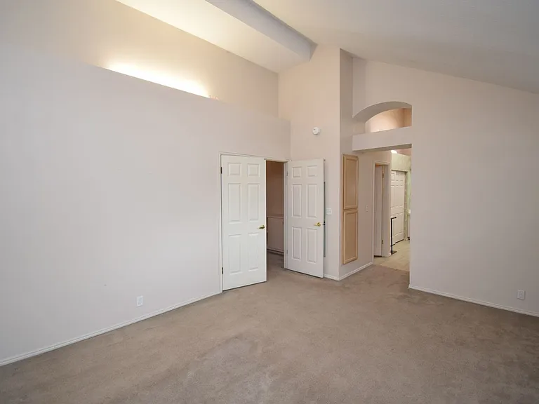 2122 E Rainbow Point Dr — Photo 12