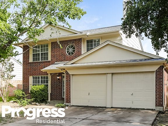 4th image of 1108 Cherrytree Dr