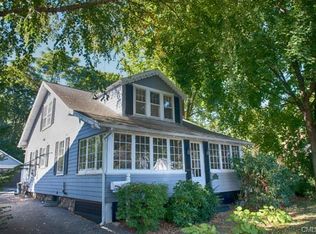 4 Roosevelt St, Norwalk, CT 06851