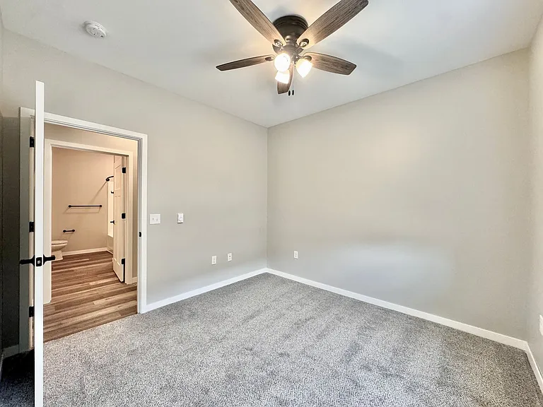767 Meridian St — Photo 41