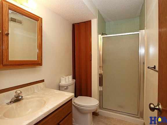 2nd image of 2220 S 202nd St