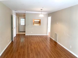 513 Vernon St #A, Farmville, VA 23901