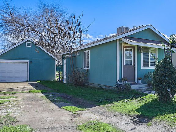 4th image of 404 S Shasta Avenue