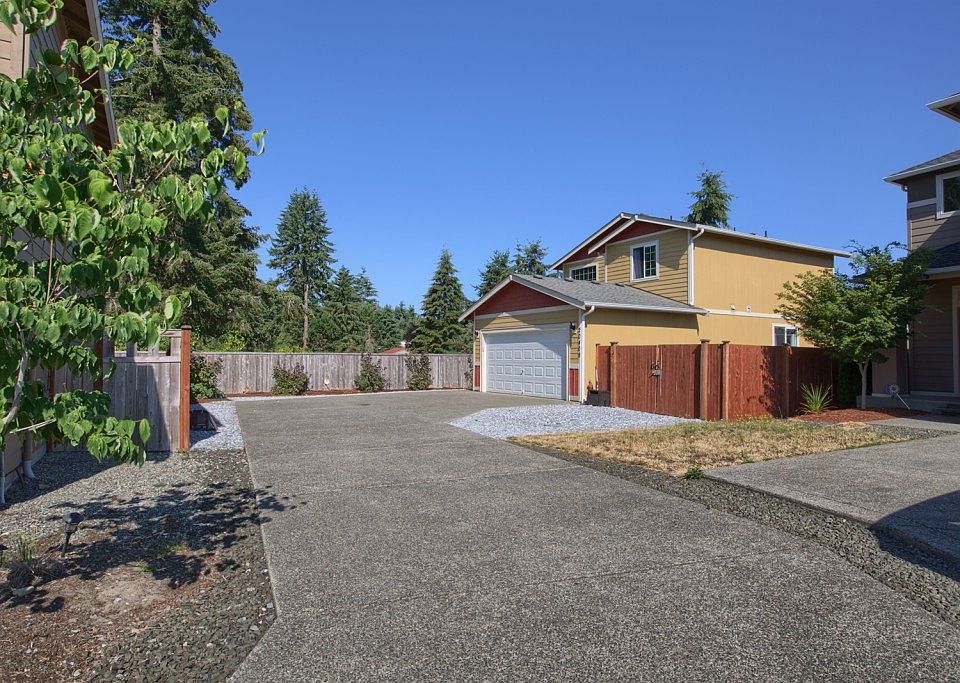 1st image of 20408 5th Avenue Ct E