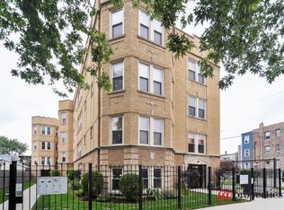 3222 W Beach Ave APT 3A, Chicago, IL 60651