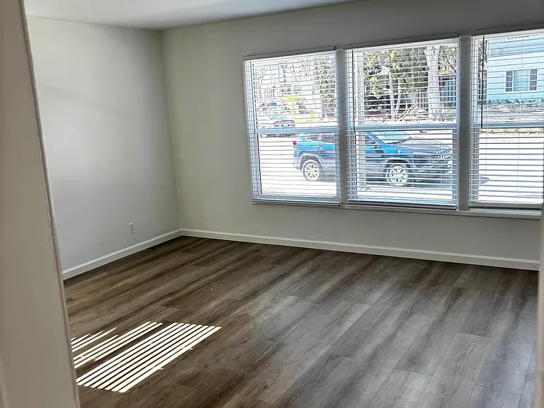 5177 E Anaheim Rd — Photo 2