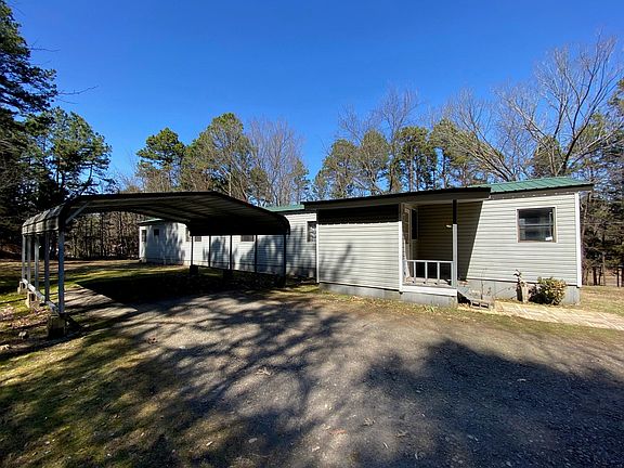 4th image of 377 Round Mountain Ln