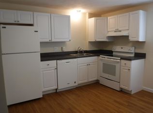 51 Cushing St APT 5, Waltham, MA 02453