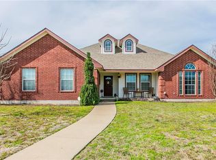 220 Topaz Cir, Hewitt, TX 76643