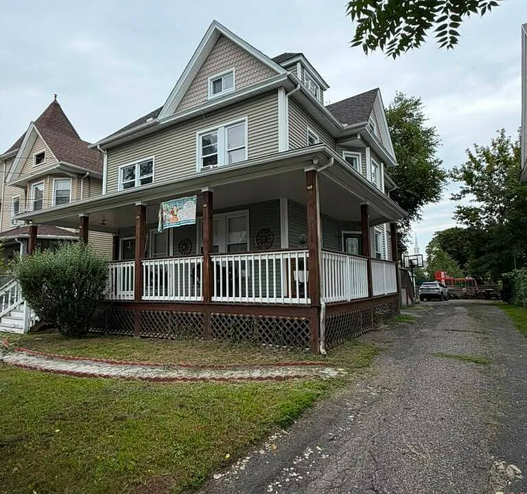 844 Colorado Ave