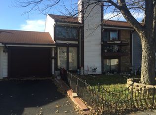 204 Elmwood Rd, Romeoville, IL 60446