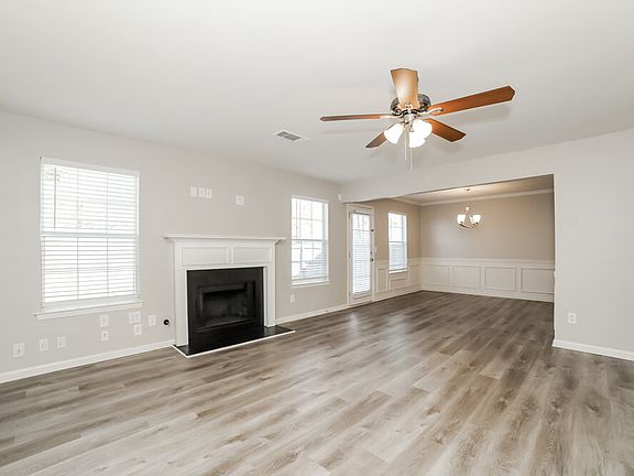 5th image of 101 Emporia Loop