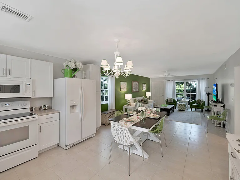 900 Jasmine Ln #103B — Photo 12
