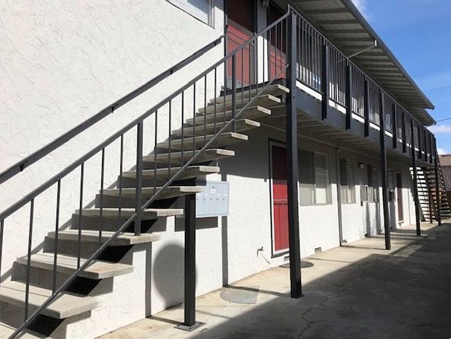 1st image of 484 N 5th St #6