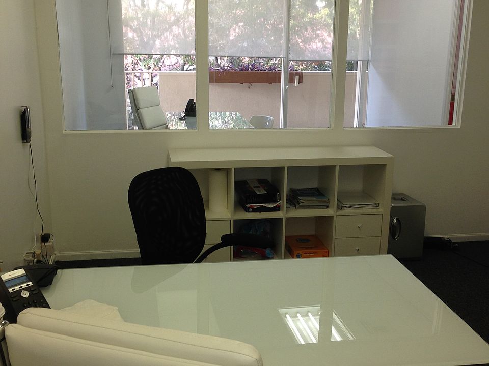 2nd image of 1509 N Crescent Heights Blvd Ste 7