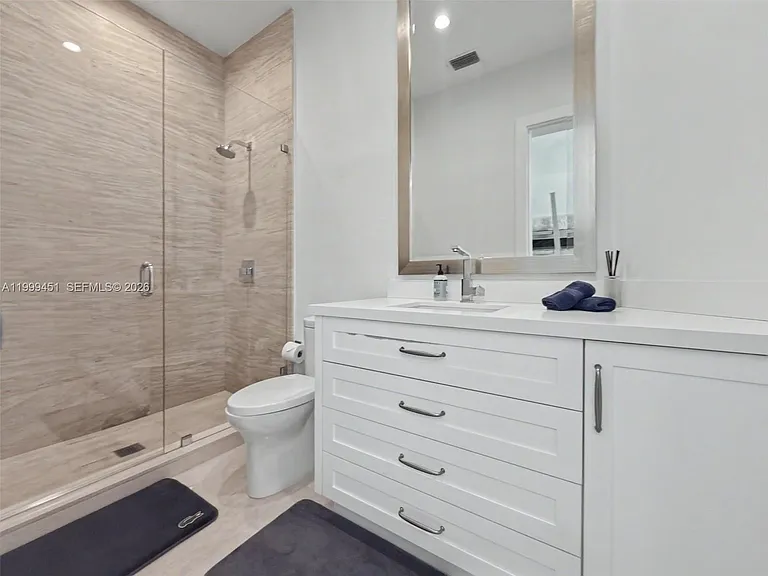 13689 Deering Bay Dr — Photo 3