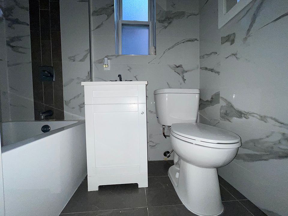 2nd image of 167 Manhattan Ave #3E