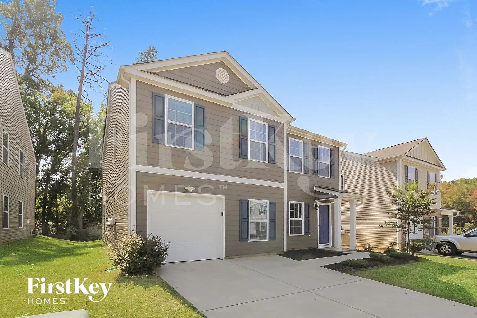 3 bed, 2.5 bath, 1926 sqft, $2,410 — Photo 3