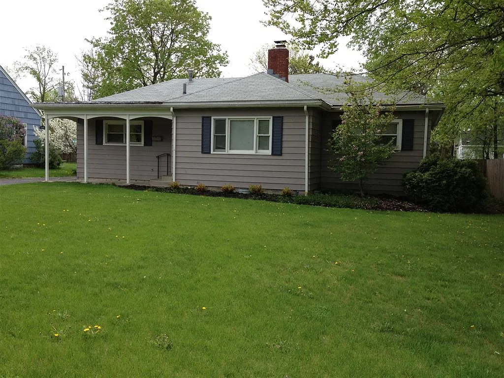 2191 Zollinger Rd photo 1