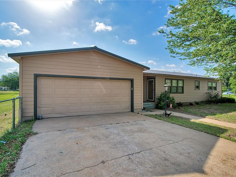 524 S Elm Ave, Erick, OK 73645 Zillow