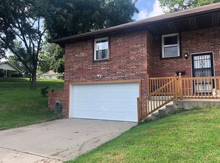 9400 E Scarritt Ave APT B, Independence, MO 64053