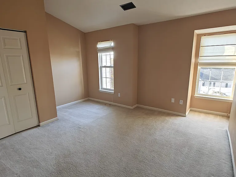 8703 Lost Valley Dr — Photo 24