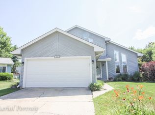 1008 Loren Dr, Joliet, IL 60431